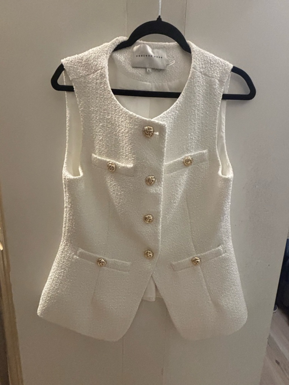 Sleeveless Bouclé Vest with Gold Buttons - White tweed